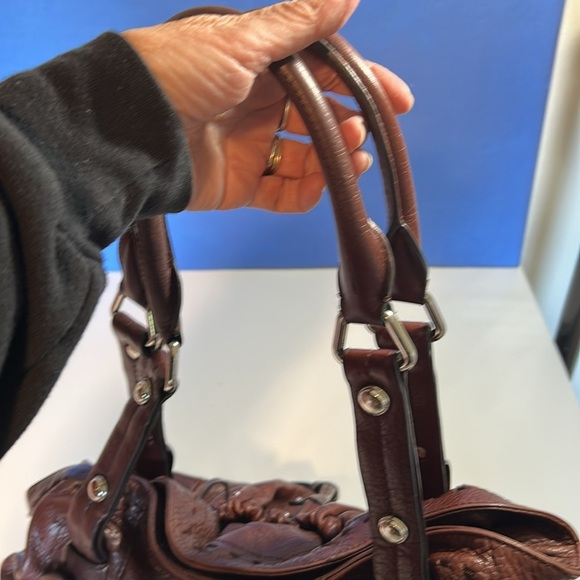 B.MAKOWSKY HOBO RICH BROWN SOFT LEATHER SHOULDER BAG - Picture 5 of 15